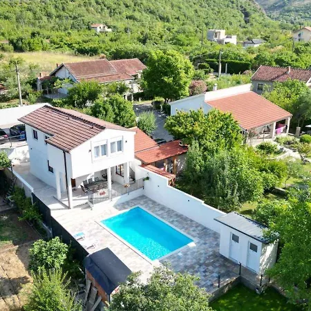 Villa Sale Buna *